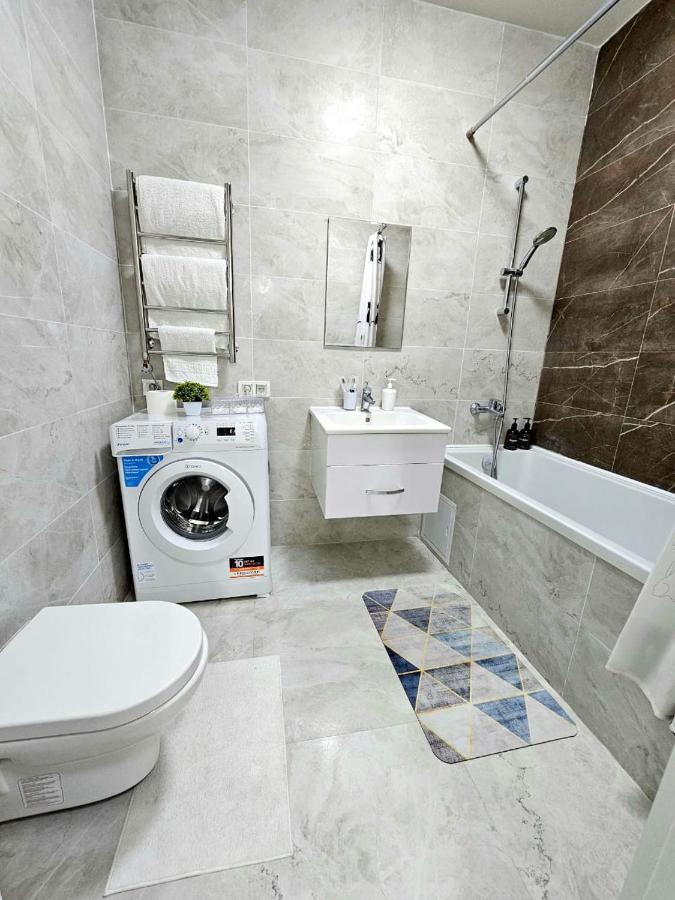 Braun Residence: Modern Comfort Near Mega Alma-ata Apartment *
